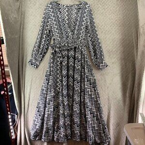 Belina Faux Wrap Dress Womens XL Black White Chiffon Zig Zag Long Sleeve Maxi